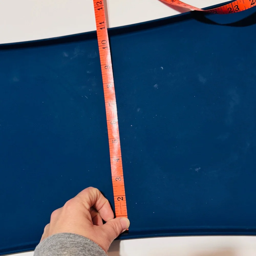 XL 19” Navy Blue Silicone Dog Feeding Mat Waterproof Easy Clean